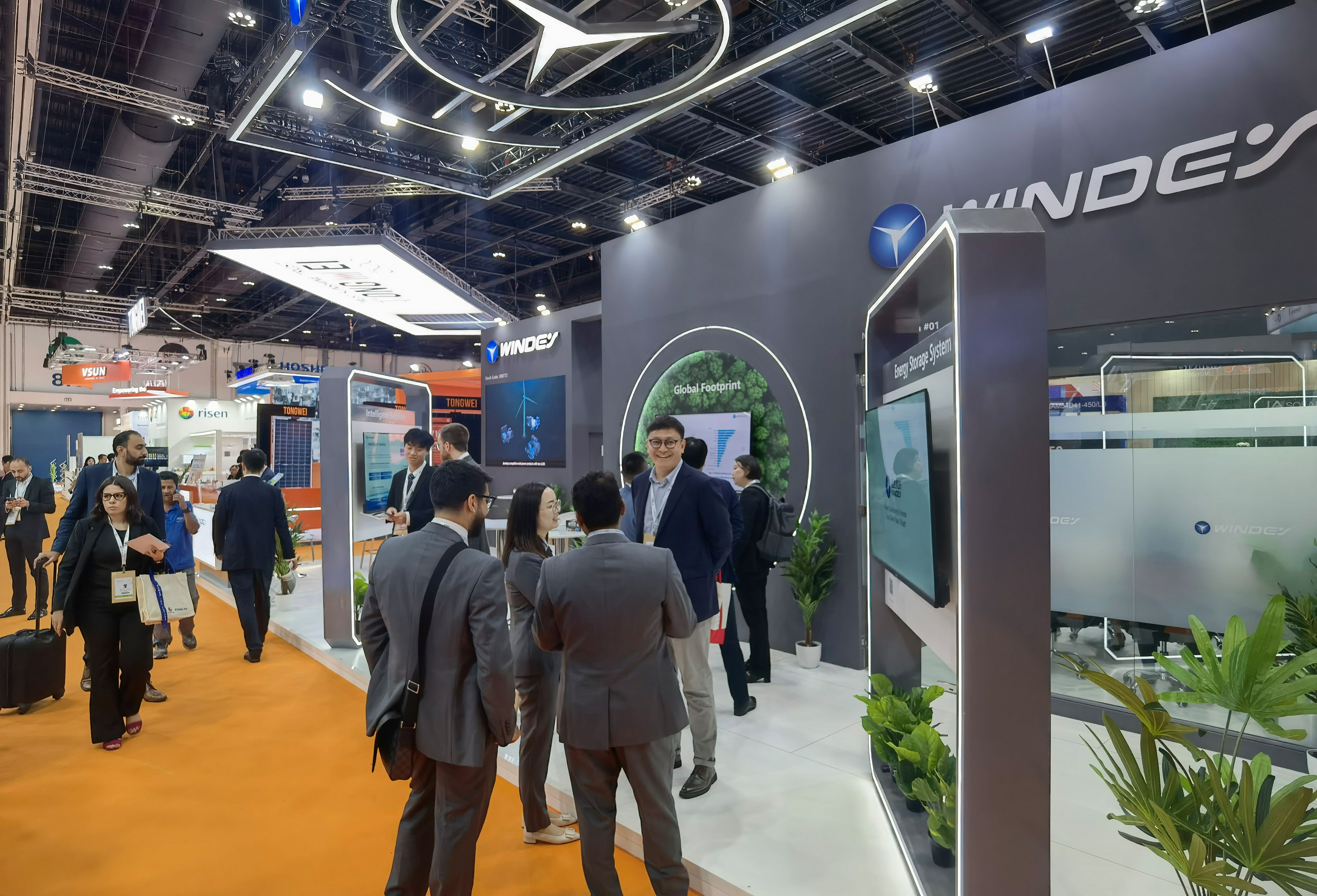 直击会。9.COM股份惊艳亮相2024中东世界将来能源峰会