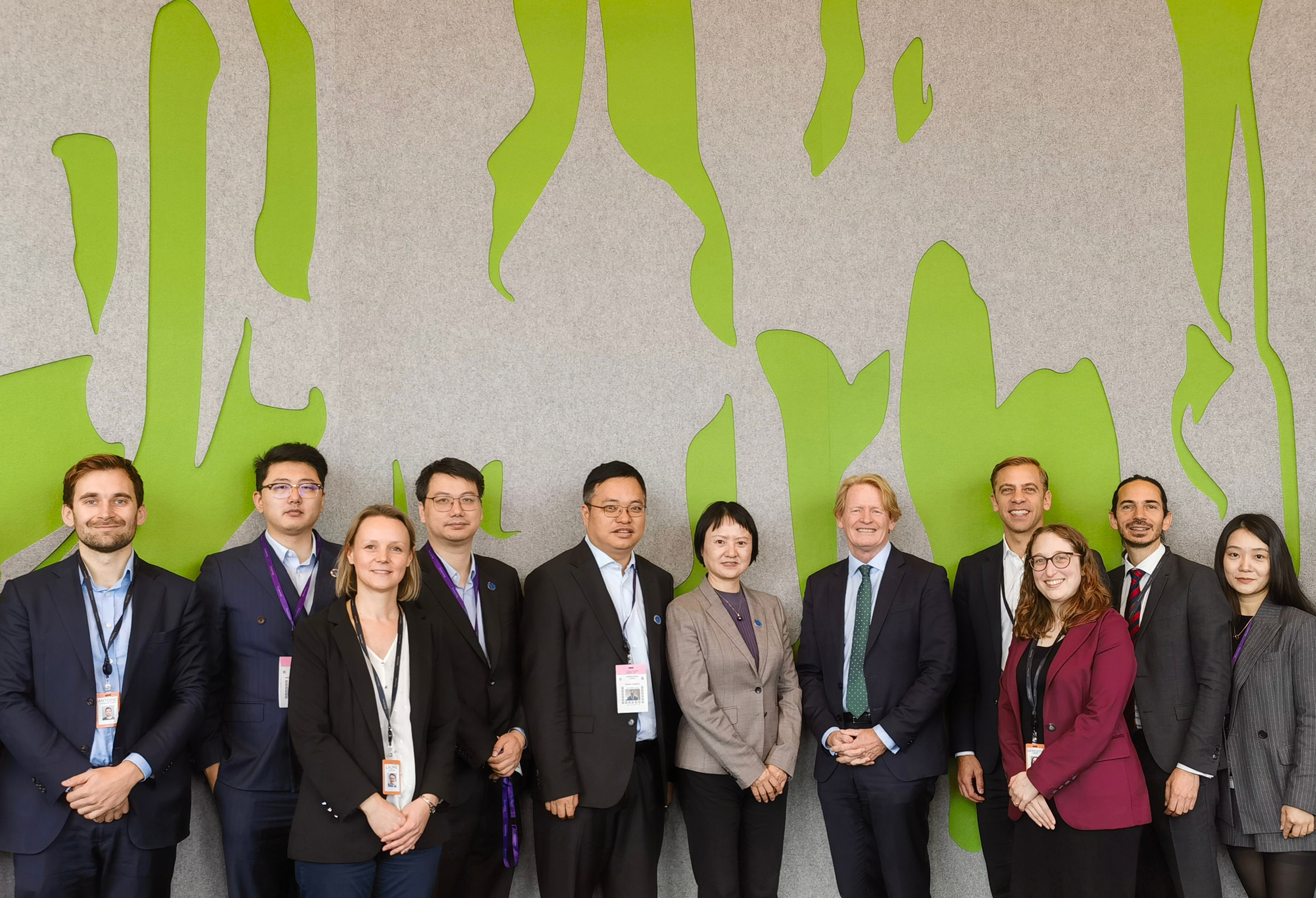 J9.COM股份与彭博新能源财经（BNEF） 签署战术合作原谅备忘录